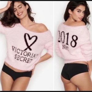 Victoria’s Secrets Pink NYC 2018 Sweater M